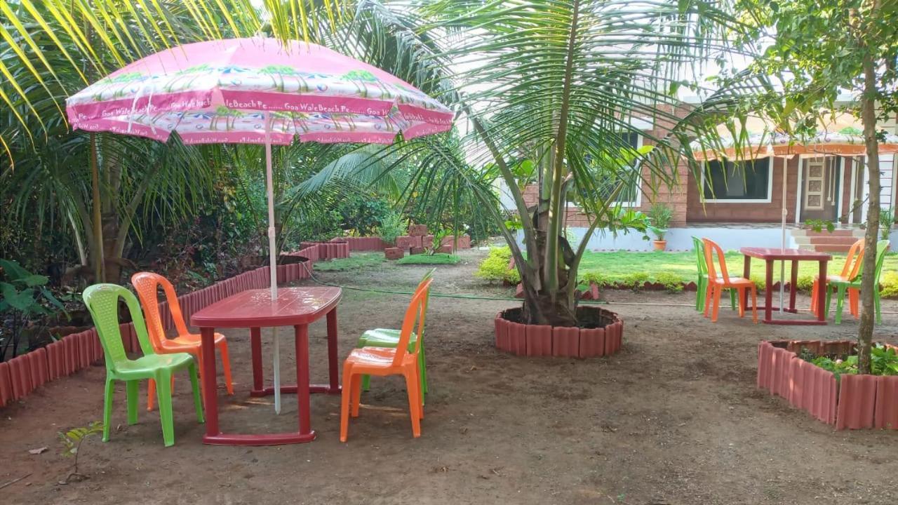 Homestay Coconut Village *
