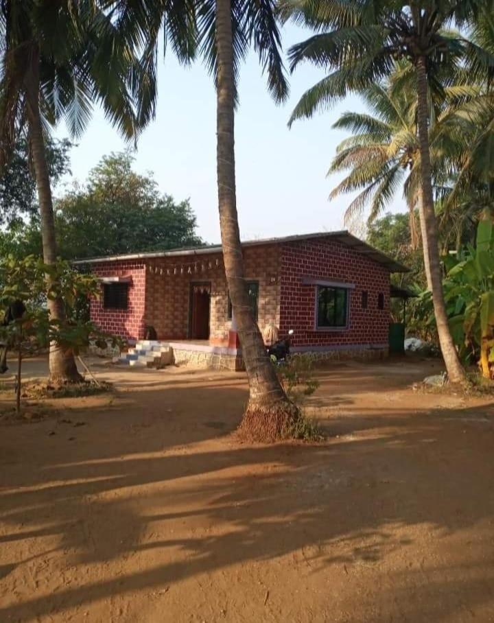 Coconut Village *